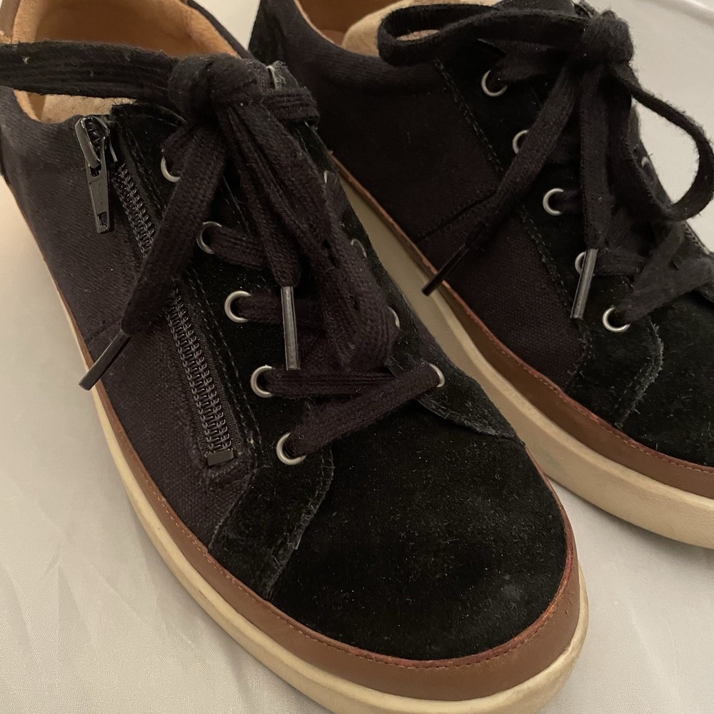 Vionic Shoes Woman's Size 8 Mayra Suede Leather Canvas Black , Side Zip & Lace - Picture 5 of 8